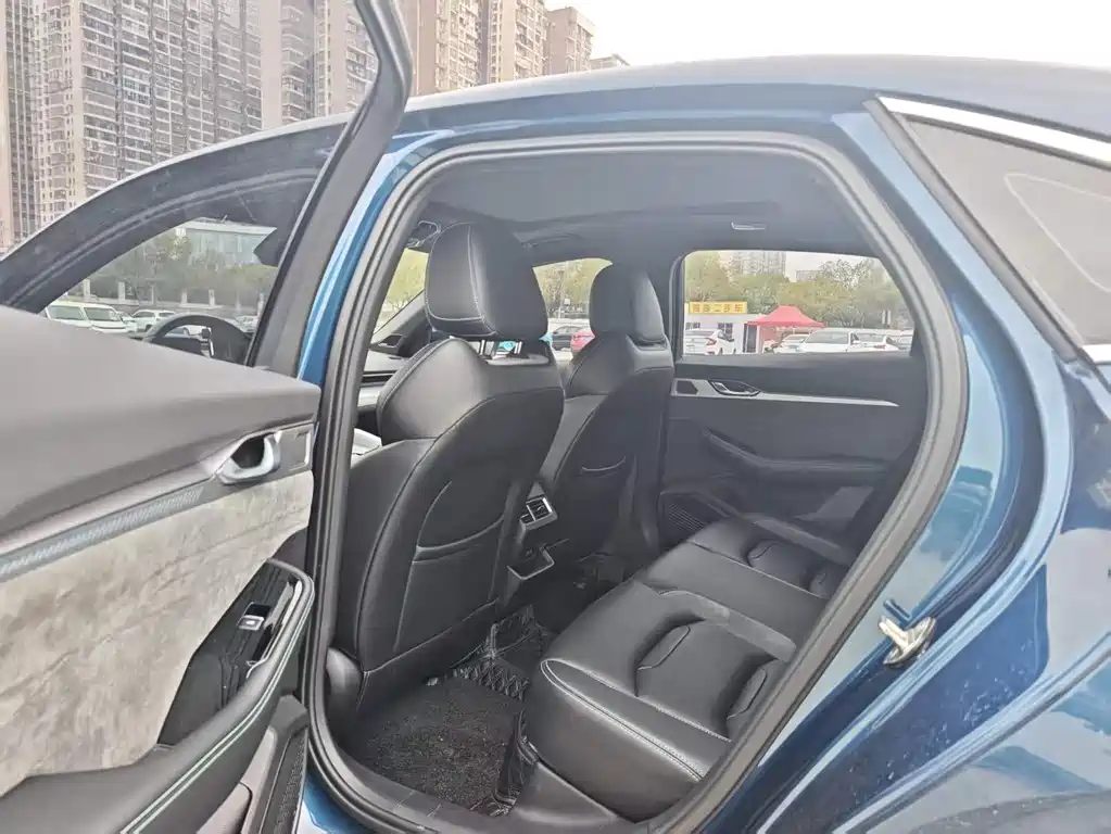 Geely Preface 2023 2.0TD