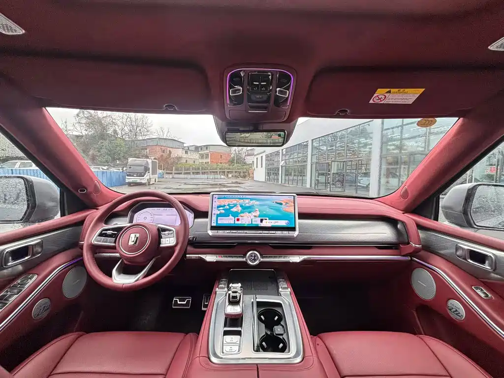 TANK TANK 700 NEW ENERGY