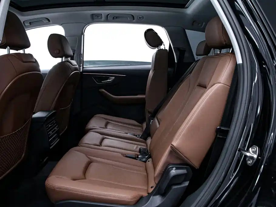 Audi Q7 — миниатюра 15