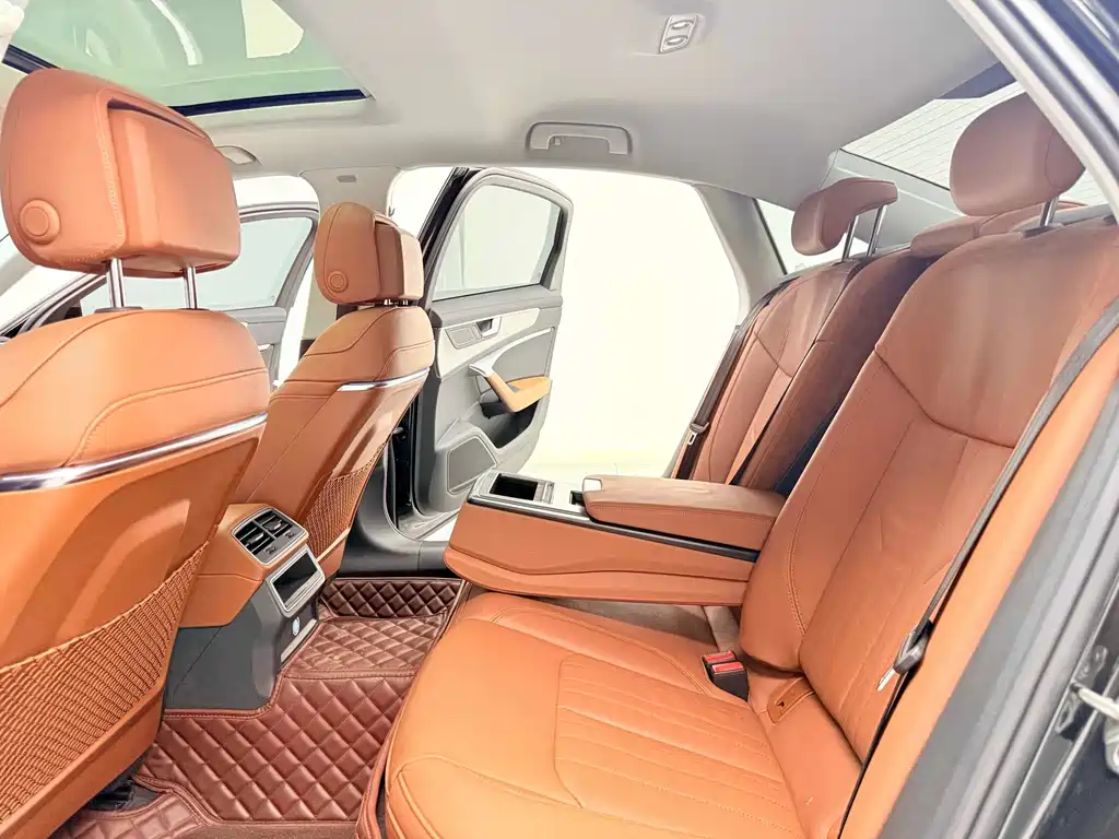 Audi A6L 2022 40 TFSI Luxury