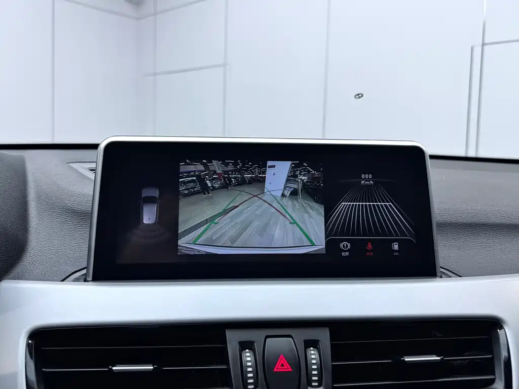 BMW X1 2019 sDrive20Li Lead