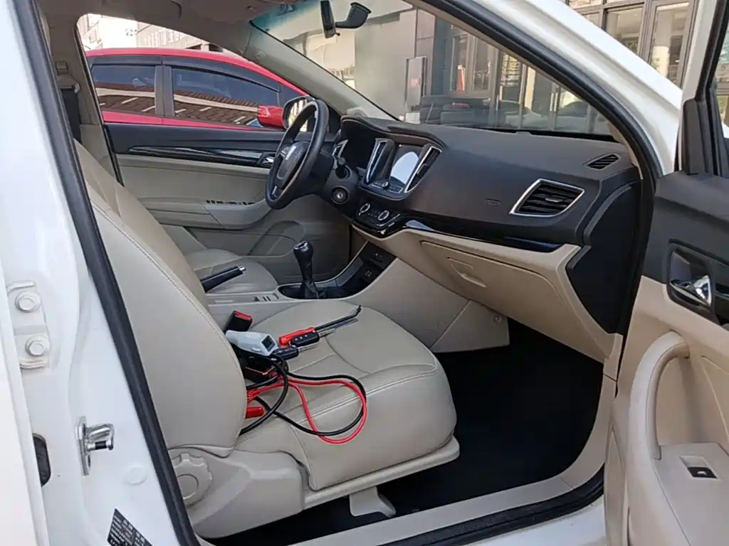 Roewe 360 — миниатюра 25