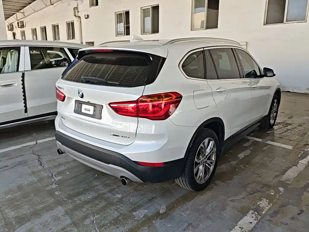 BMW X1 — миниатюра 7