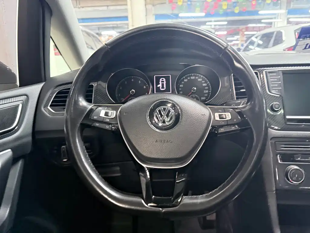 Volkswagen Golf Sportsvan — миниатюра 12