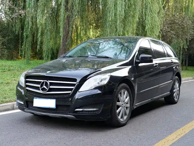 Mercedes-Benz R