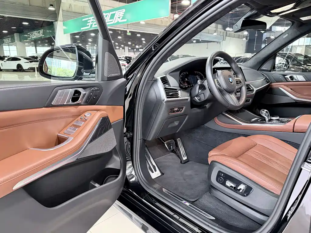 BMW X7 2022 xDrive40i Premium M Sport