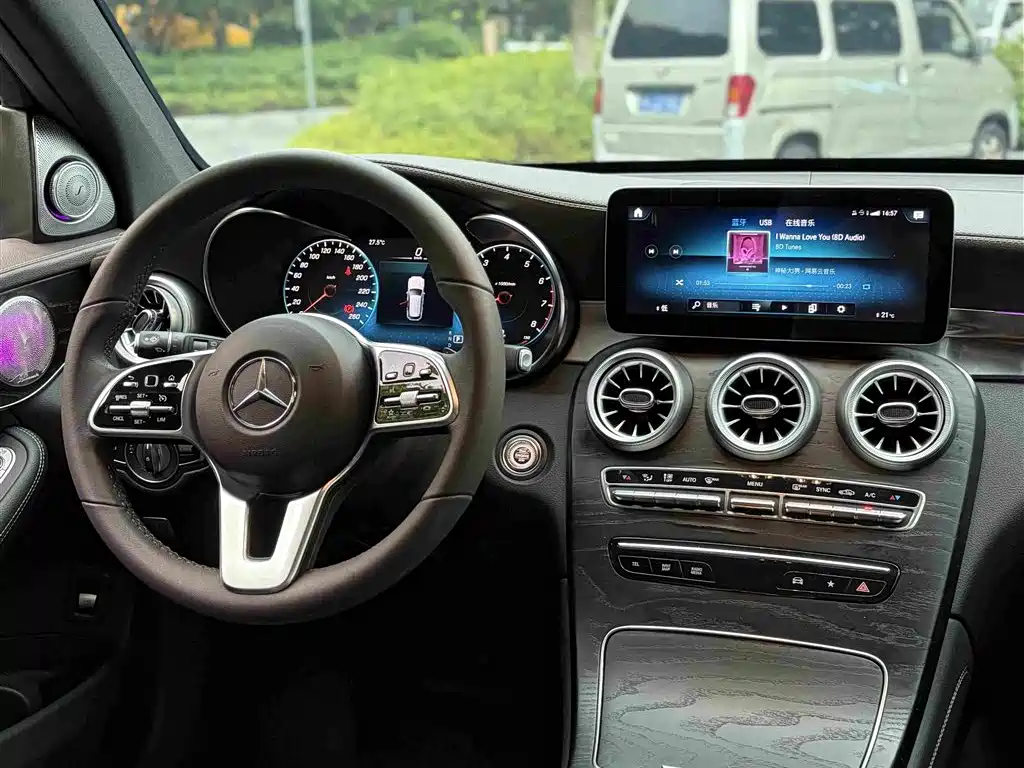 Mercedes-Benz GLC — миниатюра 15