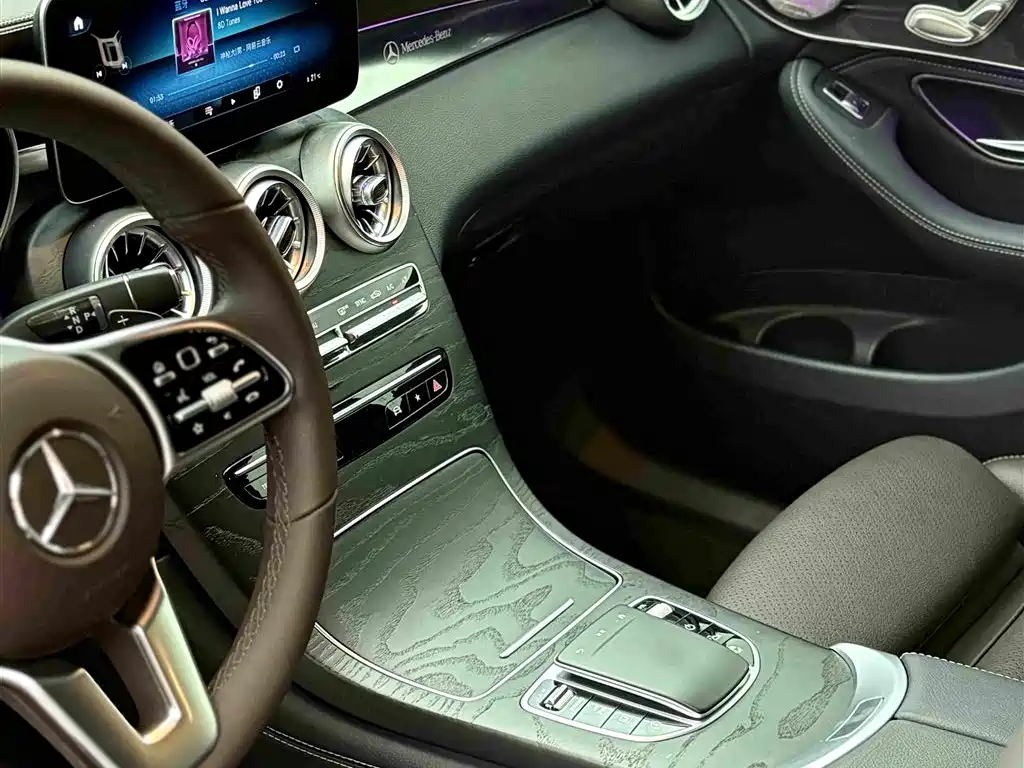 Mercedes-Benz GLC — миниатюра 17