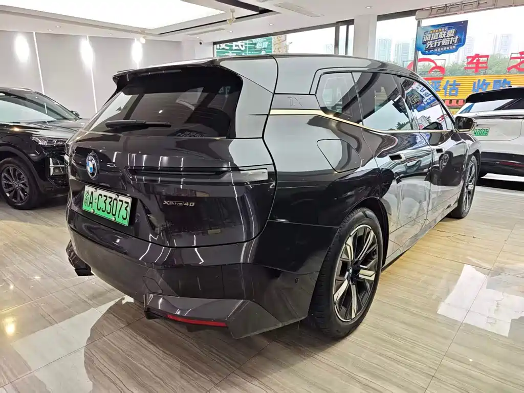 BMW iX — миниатюра 4