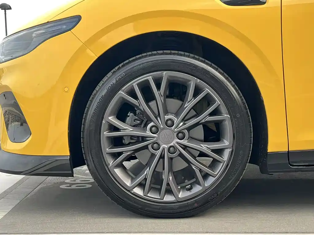 Leapmotor Leapmotor Lafa5 — миниатюра 9