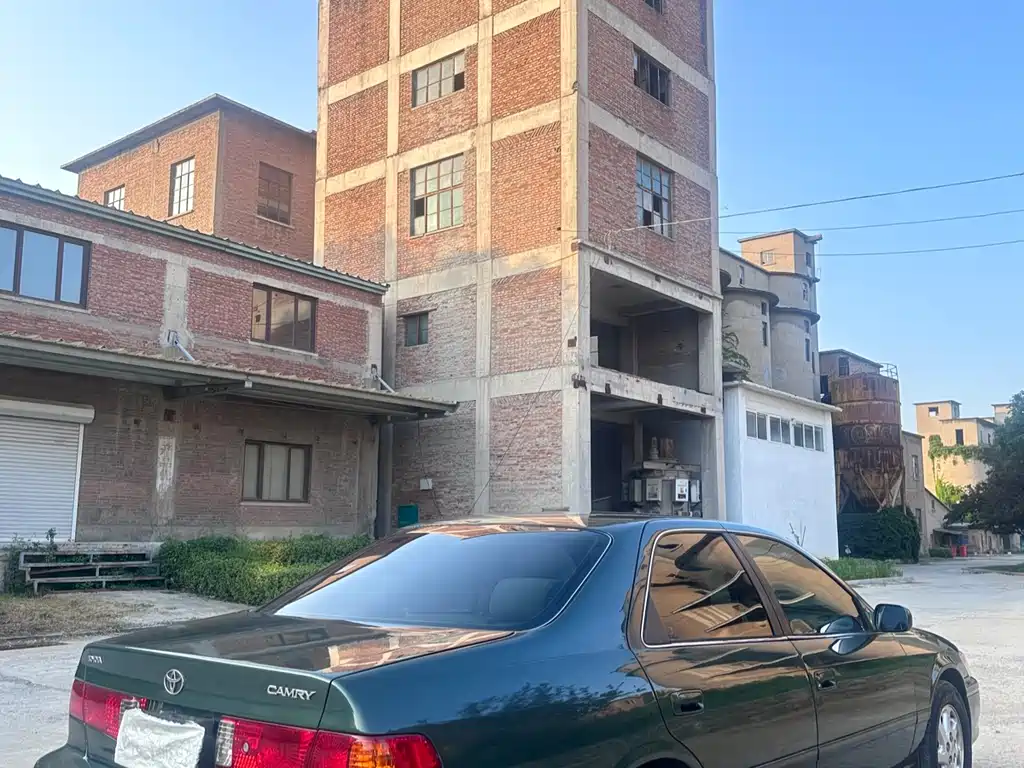 Toyota Camry 01 2.2L AT