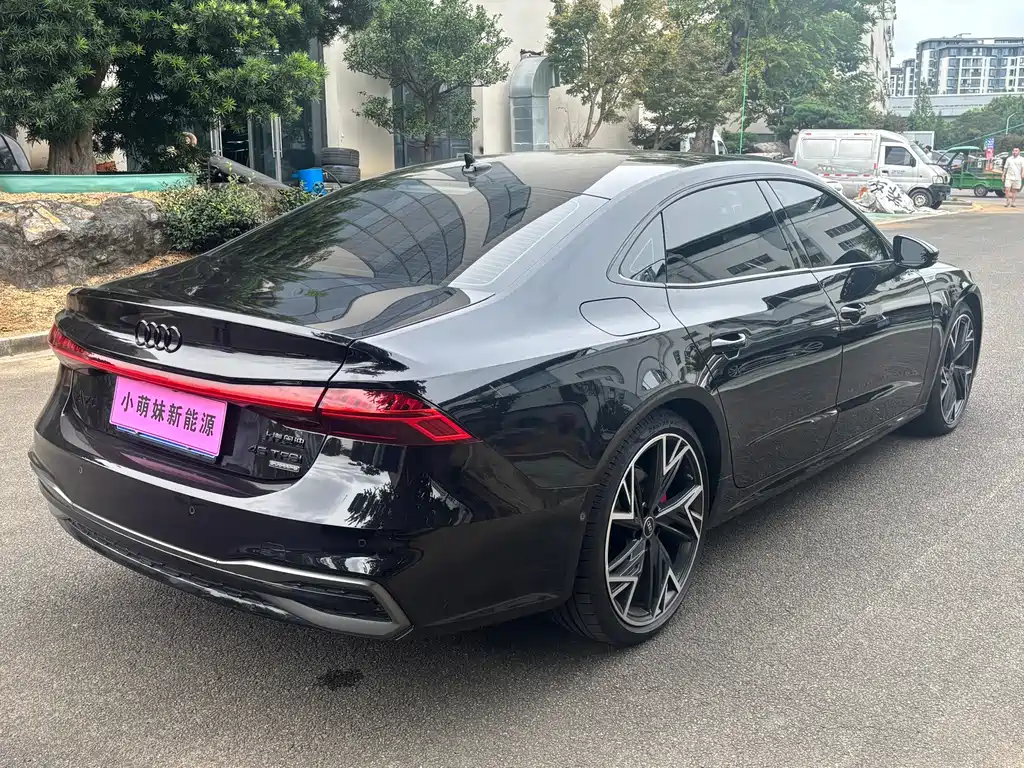 Audi A7L — миниатюра 21