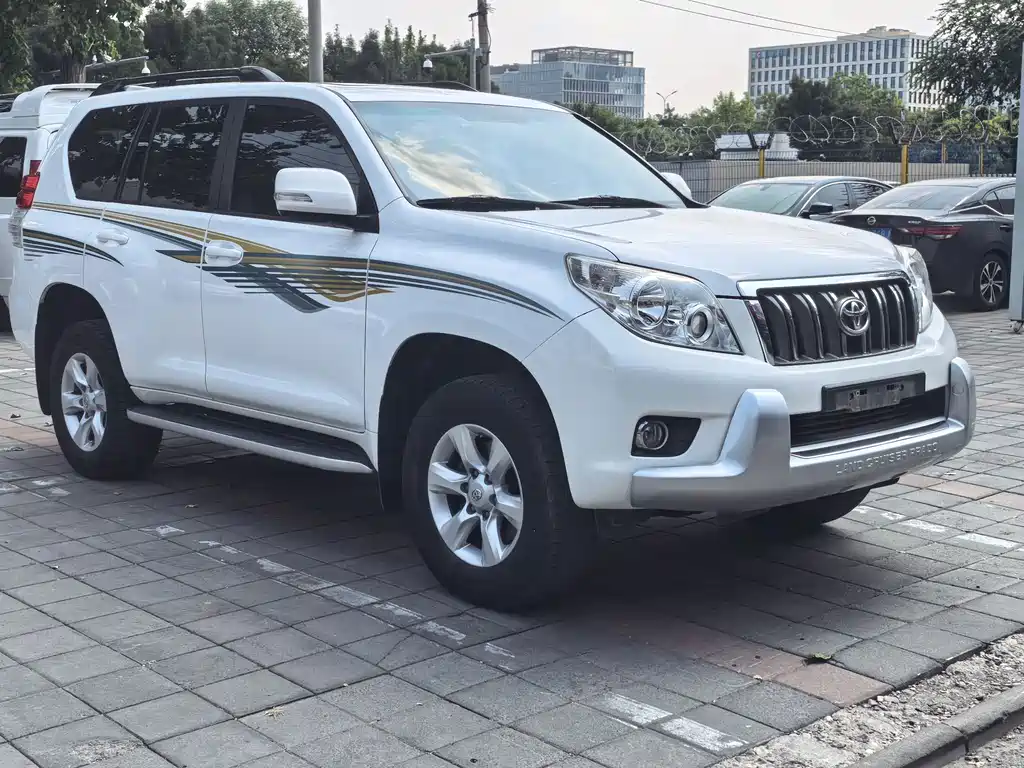 Toyota Prado — миниатюра 3