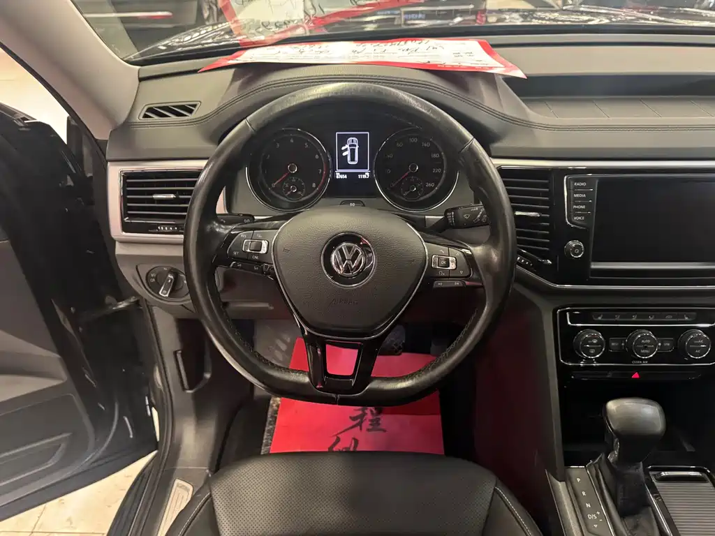 Volkswagen Teramont — миниатюра 7