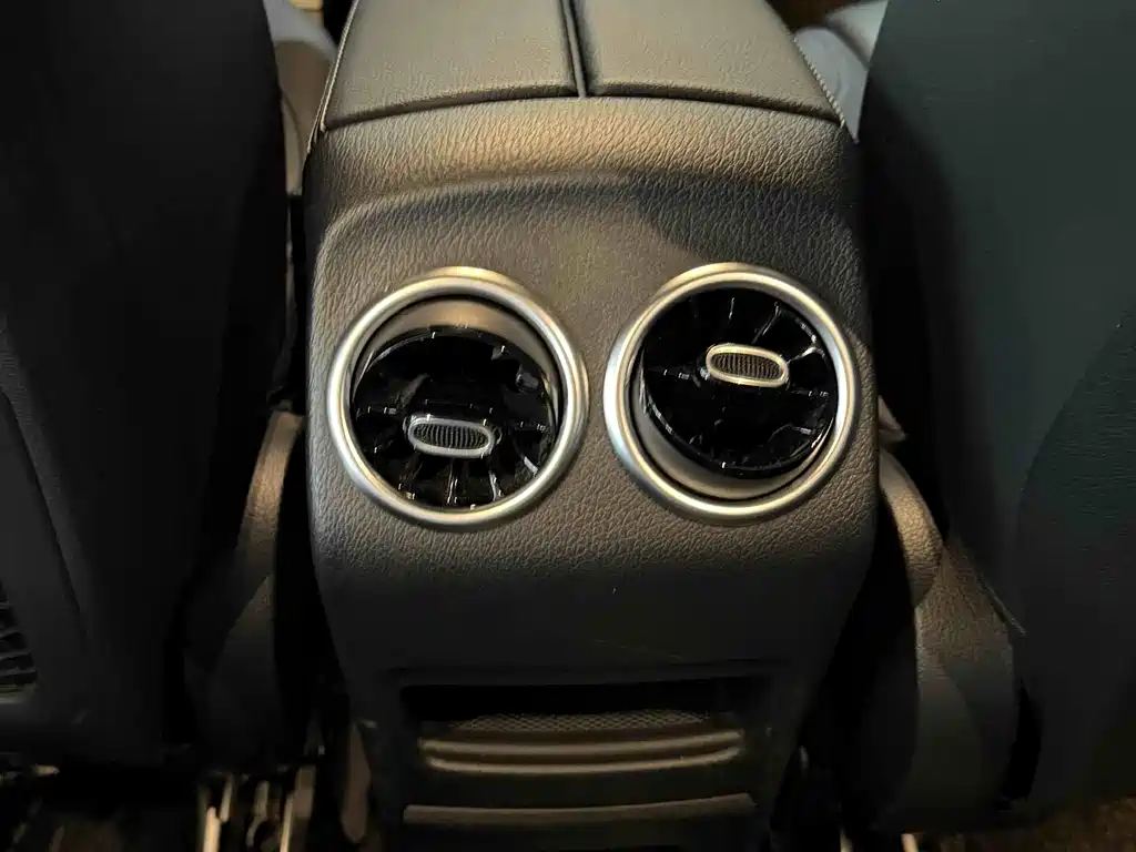 Mercedes-Benz GLB 2023 GLB 220 Fashion