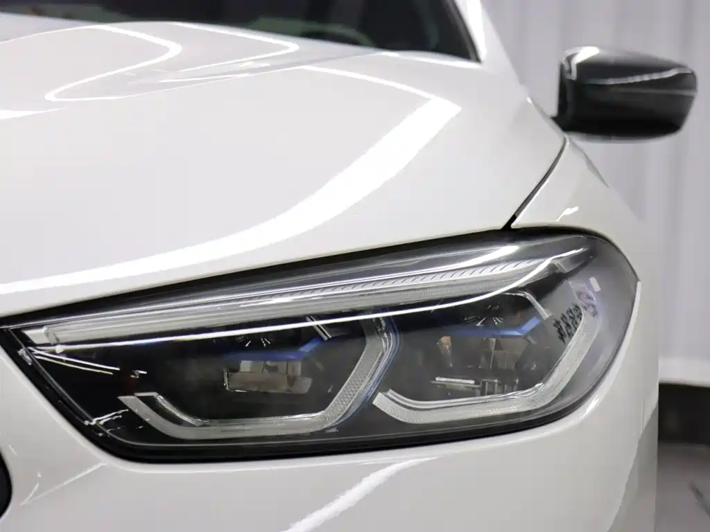BMW 8 Series — миниатюра 38