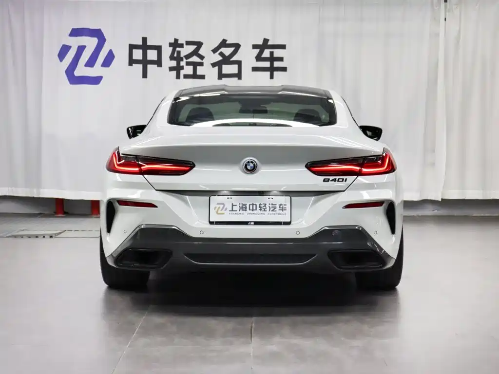 BMW 8 Series — миниатюра 4