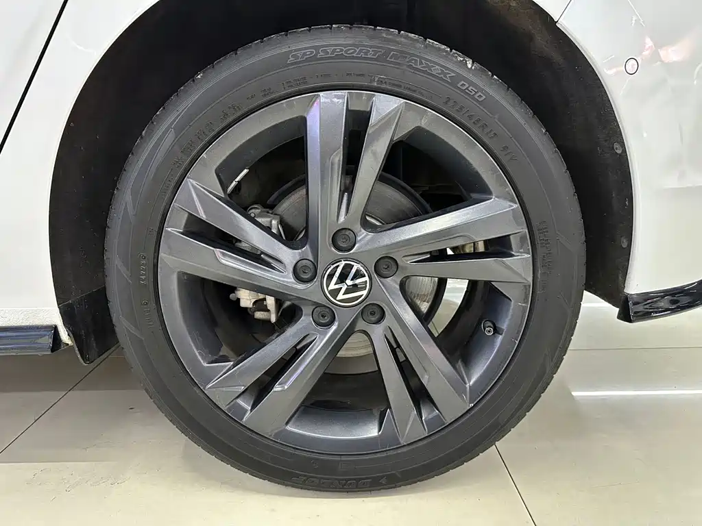 Volkswagen Golf — миниатюра 10