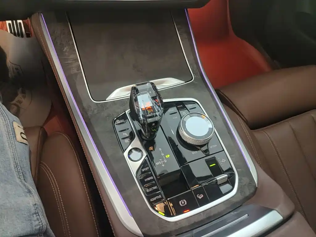 BMW X5 New Energy (Import) — миниатюра 14