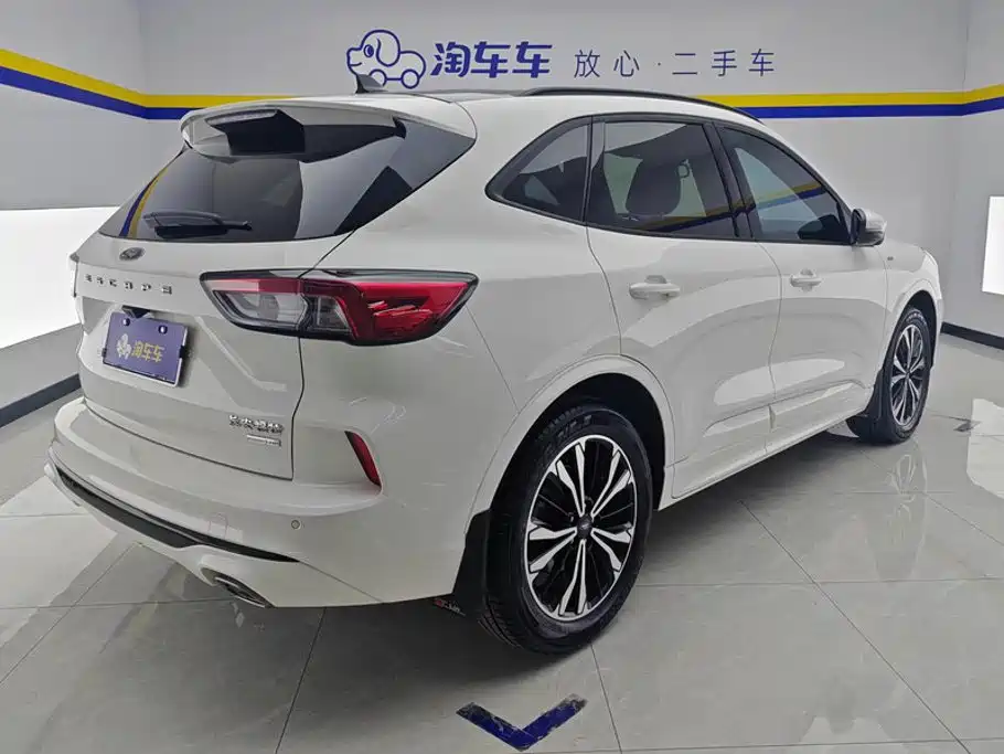 Ford Escape — миниатюра 3