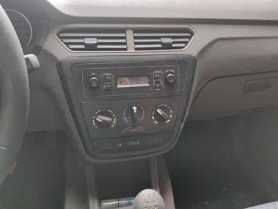 Wuling Zhiguang V — миниатюра 13