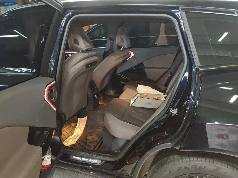 BMW X3 — миниатюра 8