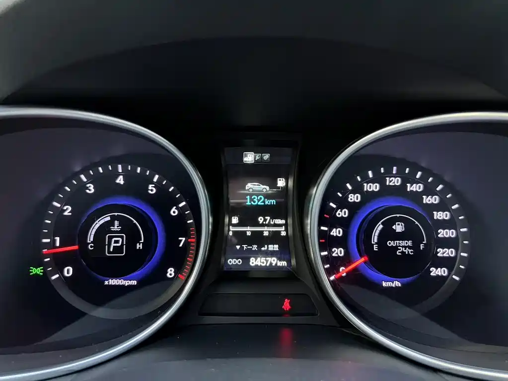 Hyundai Santa Fe 2013 2.4L AT Luxury