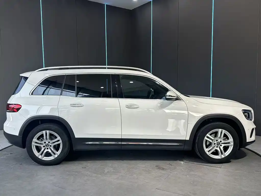 Mercedes-Benz GLB — миниатюра 5