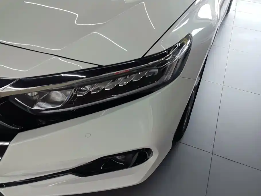 Honda Accord — миниатюра 5