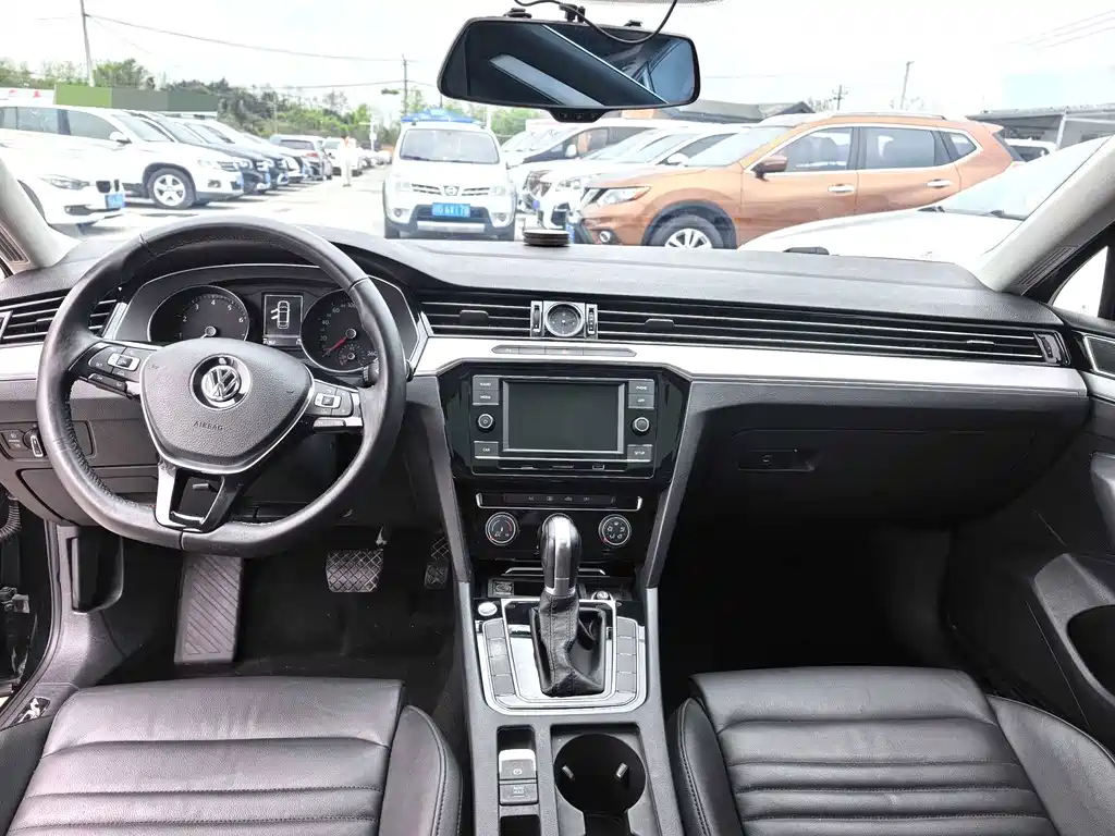 Volkswagen Magotan — миниатюра 5