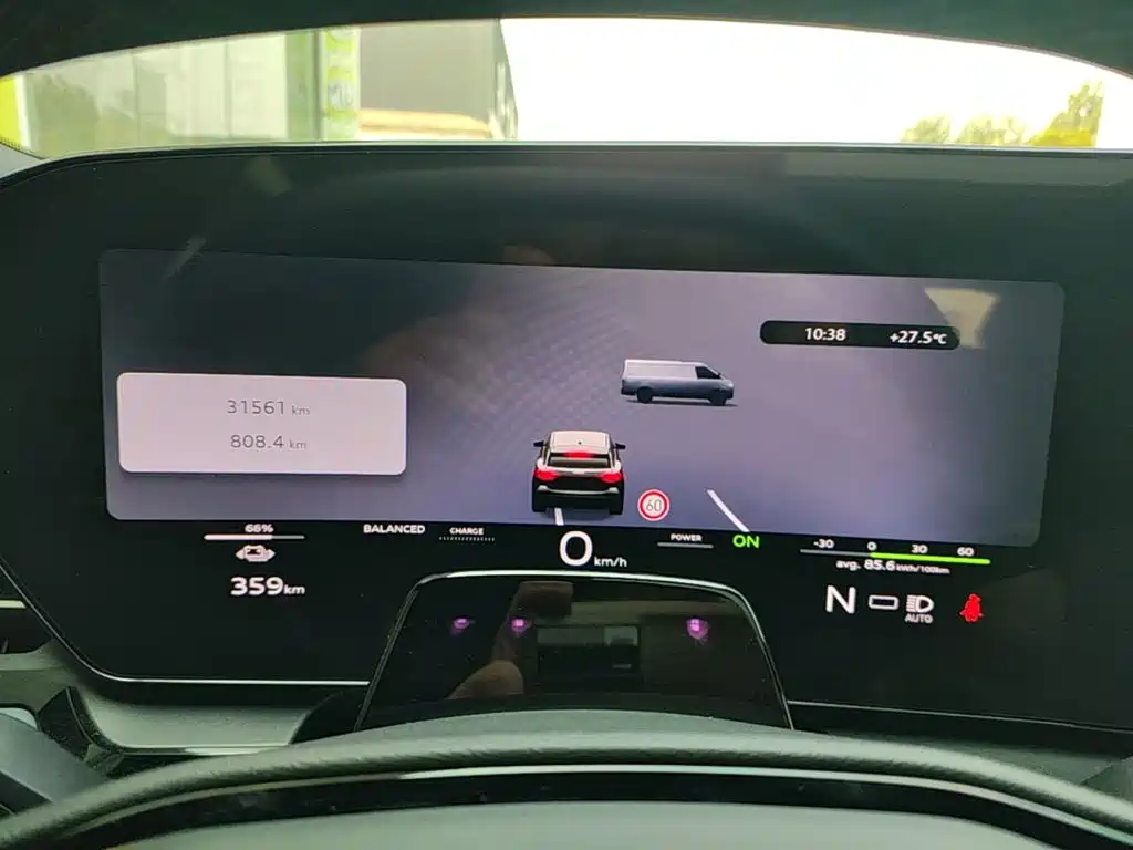 Audi Q6L e-tron — миниатюра 12