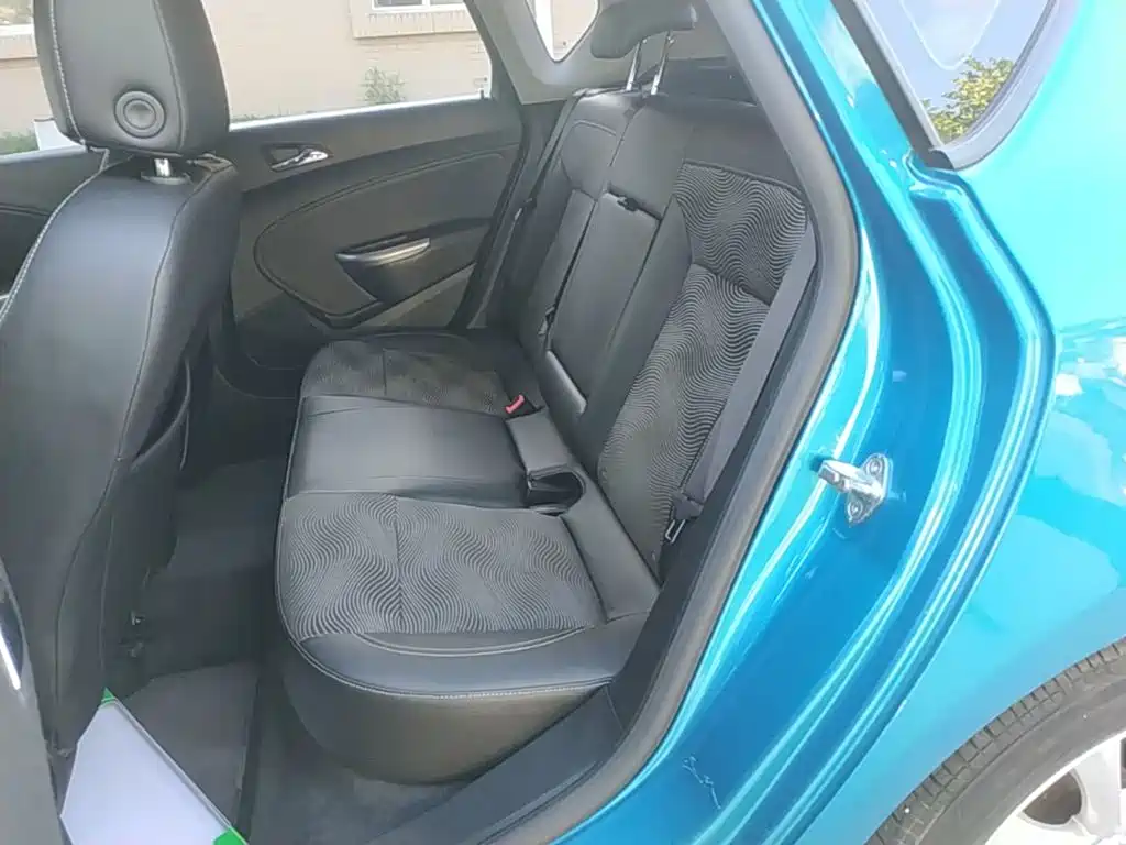 Buick Excelle — миниатюра 17