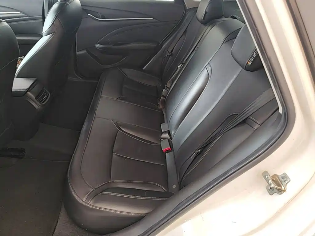 Buick Excelle — миниатюра 17