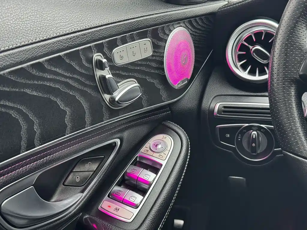 MERCEDES-BENZ C CLASS