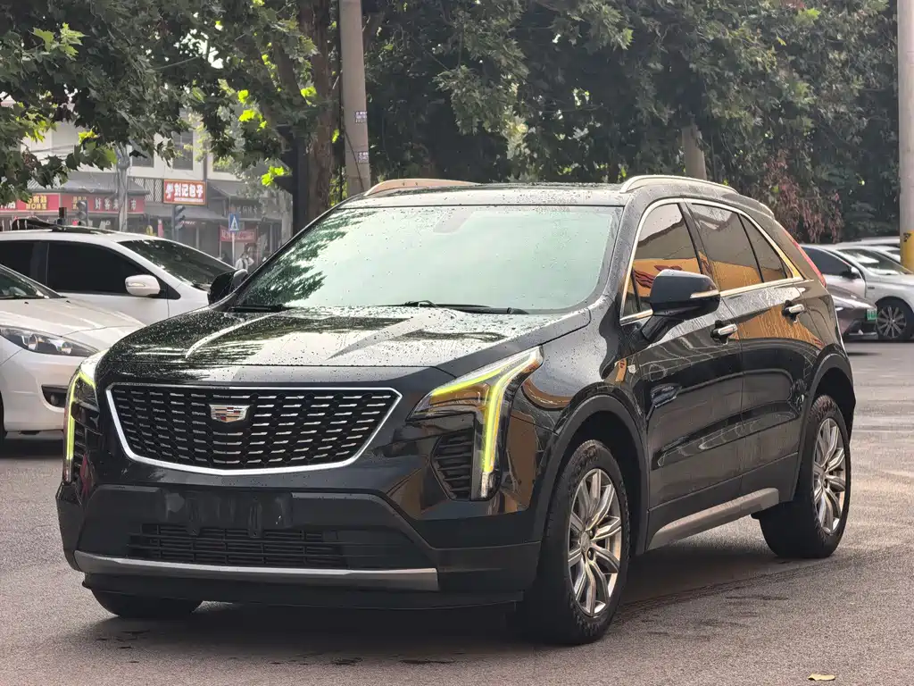 Cadillac XT4