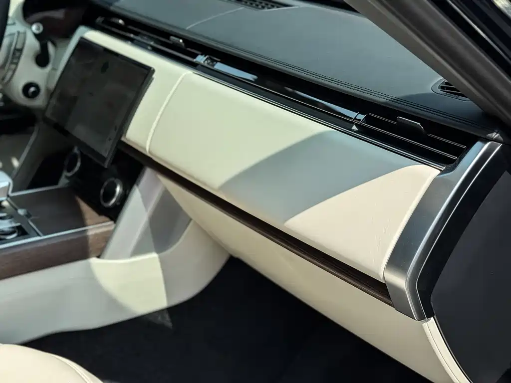 Land Rover Range Rover — миниатюра 11