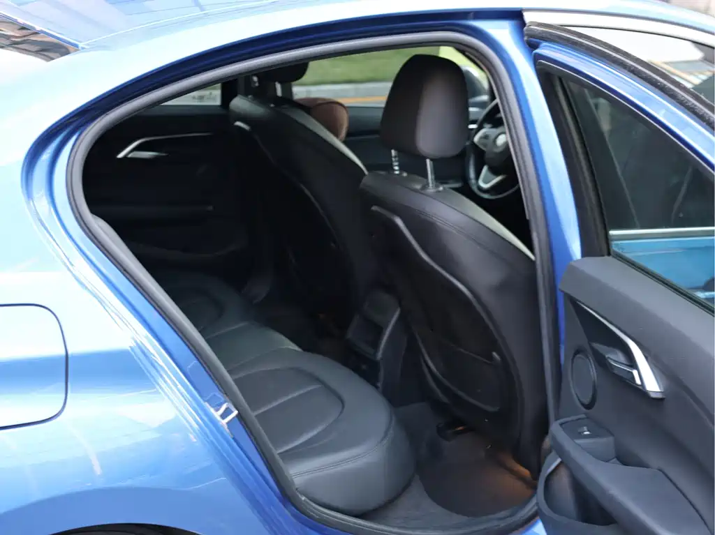 BMW 1 Series — миниатюра 12