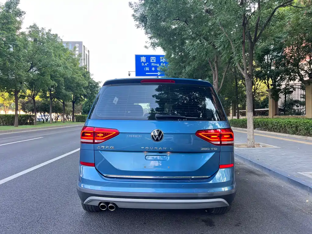 Volkswagen Touran — миниатюра 14