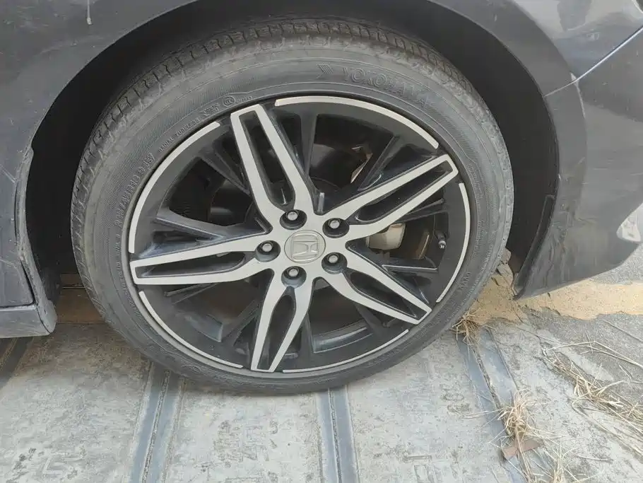 Honda Accord — миниатюра 6