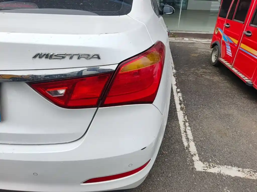Hyundai Mistra — миниатюра 8