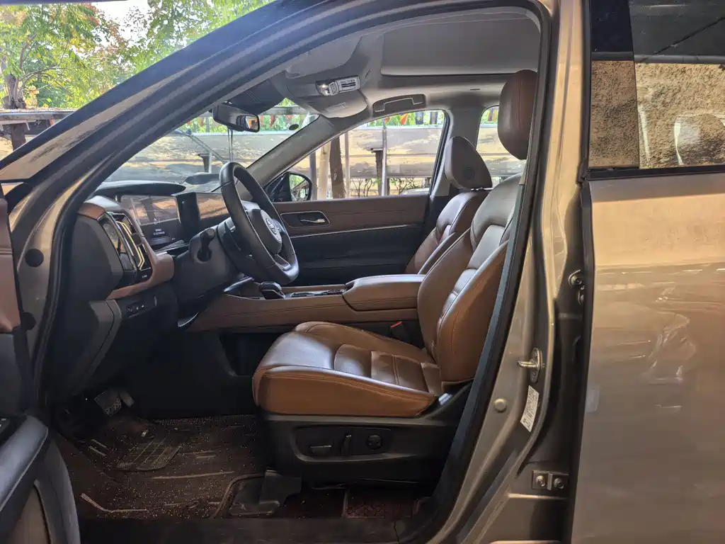 Nissan Teramont — миниатюра 5