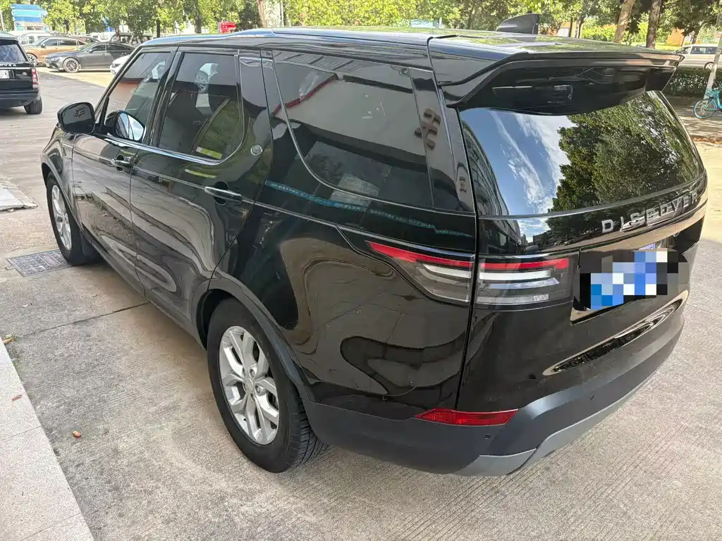 Land Rover Discovery — миниатюра 5