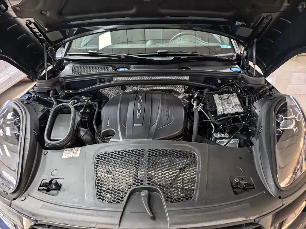 Porsche Macan — миниатюра 17