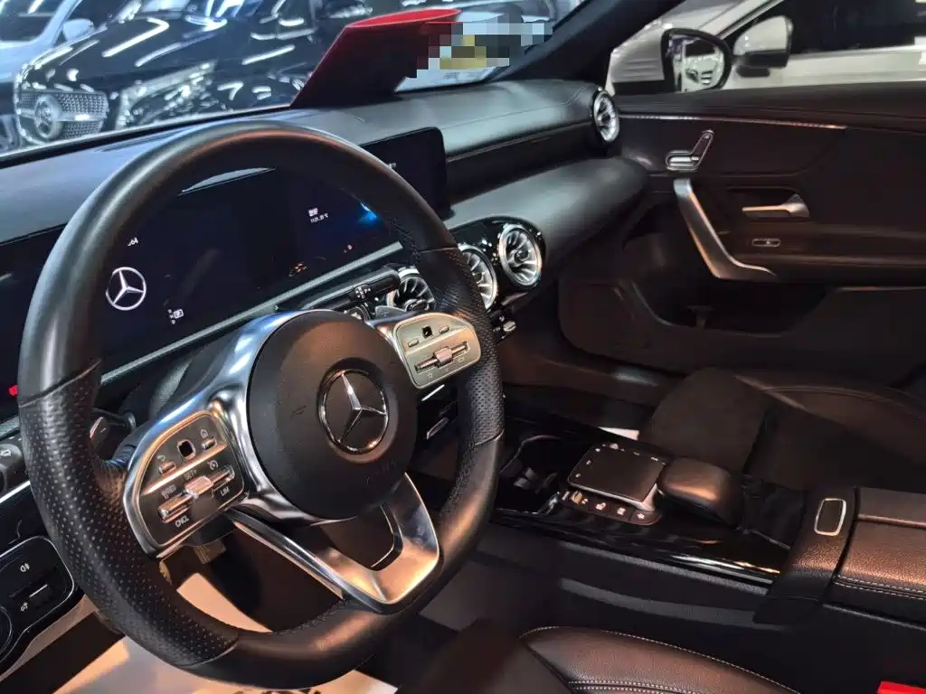 Mercedes-Benz A-Class — миниатюра 5
