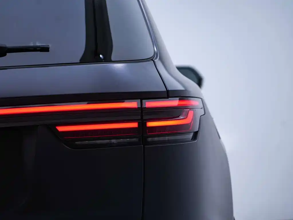 Li Auto Li ONE — миниатюра 13