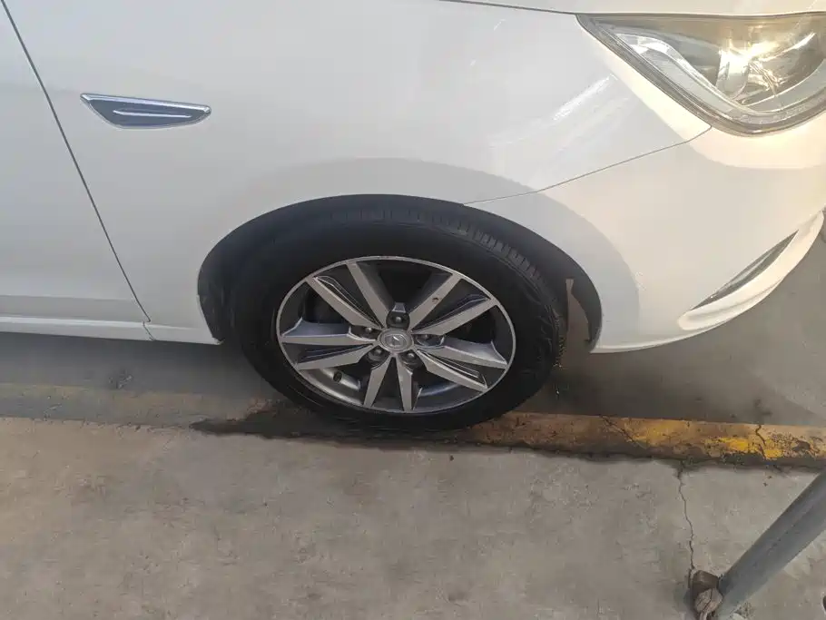 Changan Eado — миниатюра 6