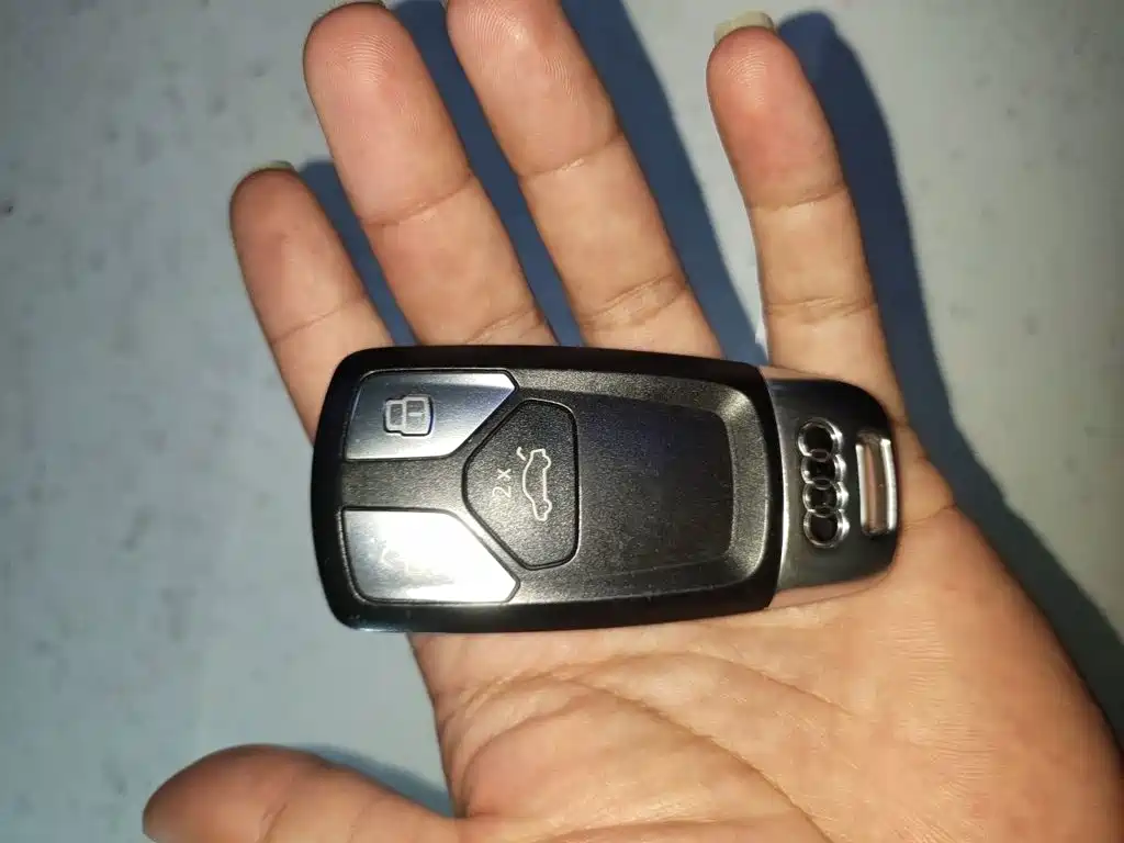 Audi A4L — миниатюра 12