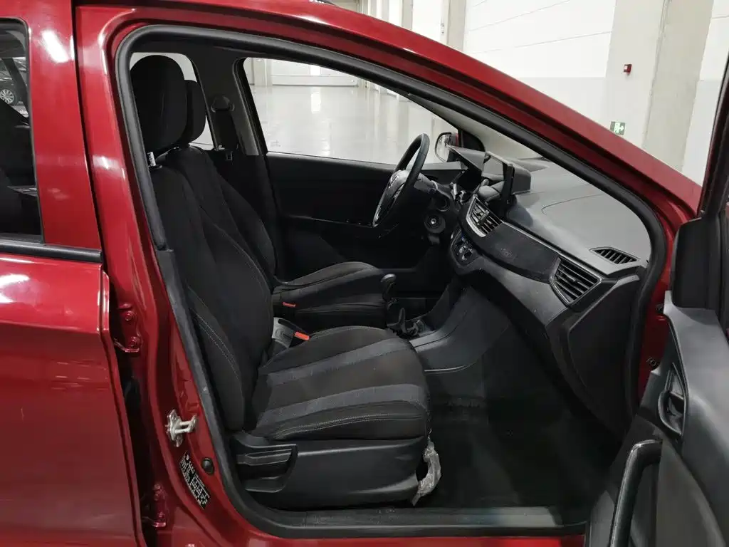 Baojun 310 — миниатюра 23