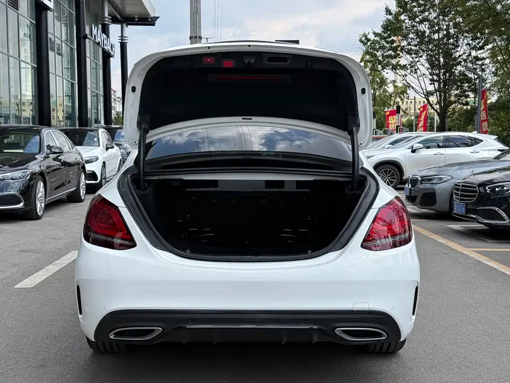 Mercedes-Benz C-Class — миниатюра 22