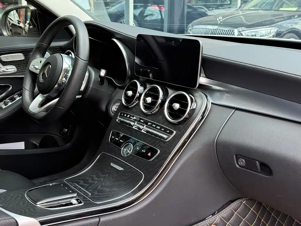 Mercedes-Benz C-Class — миниатюра 27